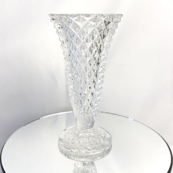 Hobnail Vintage Glass Vase Deep Sharp Pattern Mid-Century Pressed Glass 6 1/4" - Picture 8 of 15